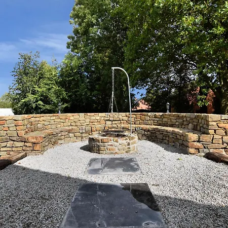 With Spa, Luxembourg 에레제