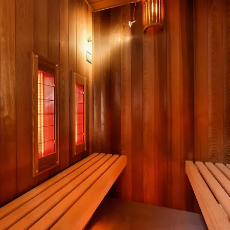 With Spa, Luxembourg 펜션 에레제